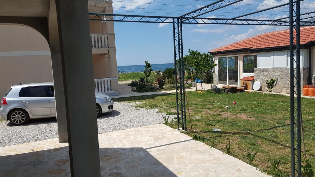 Buljarica Bay Apartments Petrovac Eksteriør billede