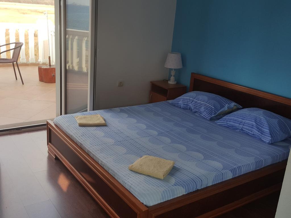 Buljarica Bay Apartments Petrovac Eksteriør billede